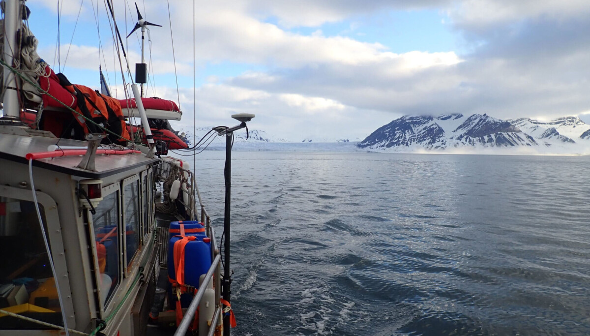 Methane beneath Svalbard may be an underestimated climate risk